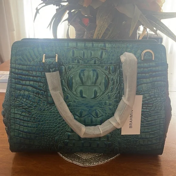 💜Brahmin Small Finley Peacock Melbourne 💜
